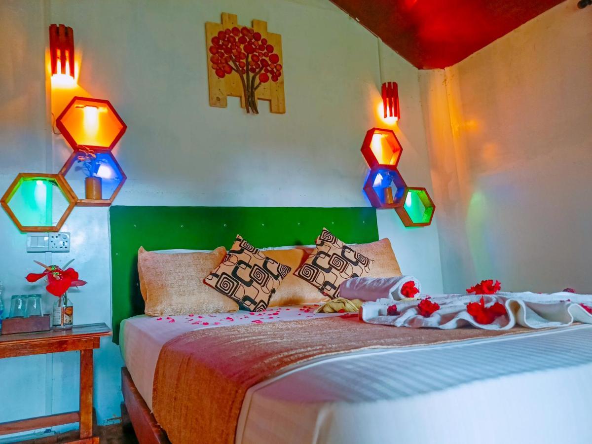 Experience The Comforts Of An Amazing Treehouse Sigiriya Esterno foto