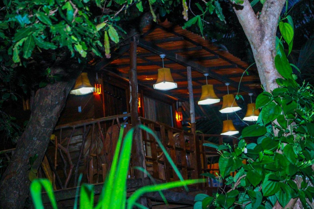 Experience The Comforts Of An Amazing Treehouse Sigiriya Esterno foto