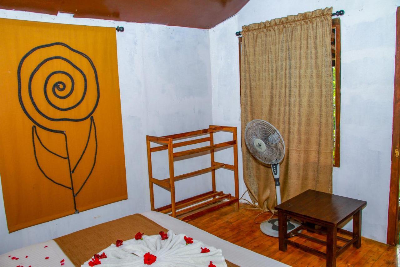 Experience The Comforts Of An Amazing Treehouse Sigiriya Esterno foto