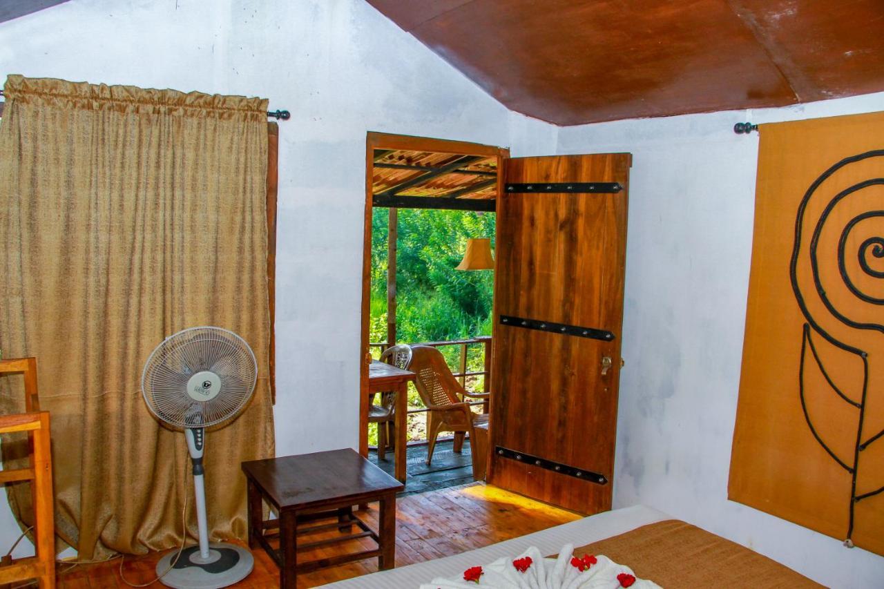 Experience The Comforts Of An Amazing Treehouse Sigiriya Esterno foto