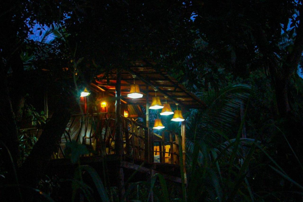 Experience The Comforts Of An Amazing Treehouse Sigiriya Esterno foto